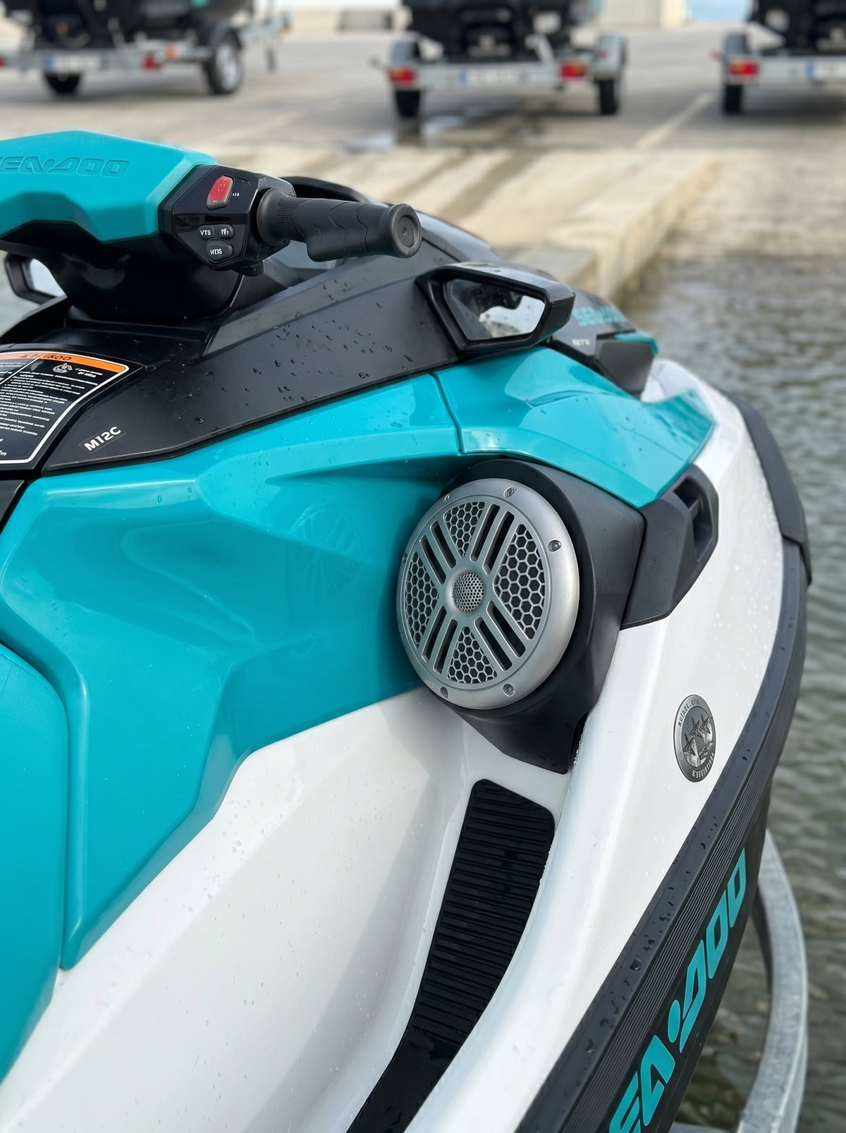 Sea Doo RXT GTX 2020-2026 Caixas para altifalantes e sistemas de áudio de 8"